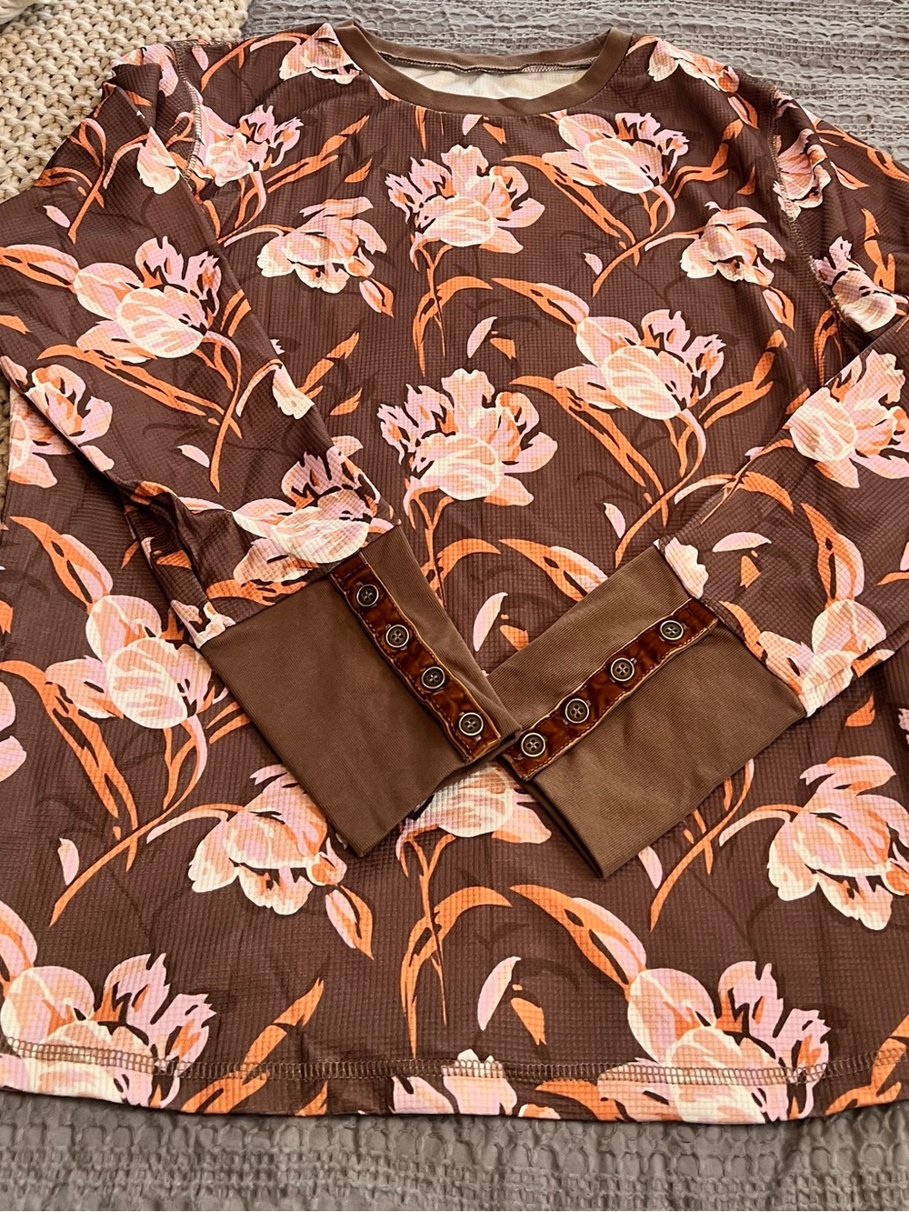 Women’s Floral Crewneck Top— Brown, orange & Pink
